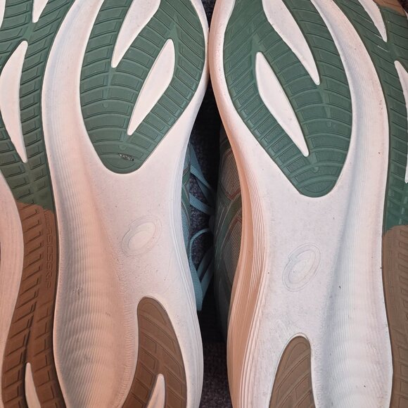 ASICS Gel Nimbus 27 - Picture 6 of 7